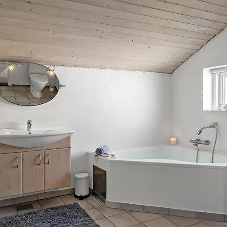 Beautiful In With Sauna 펜션 Vestervig