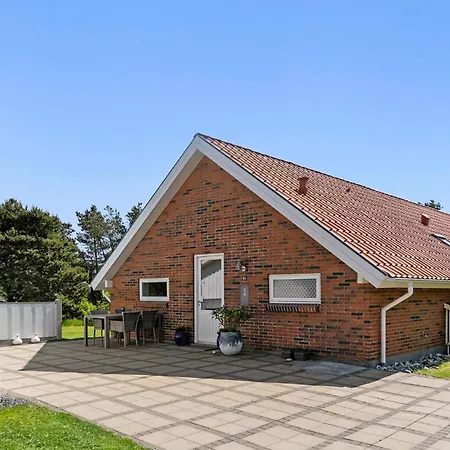 Holiday home Beautiful In With Sauna *